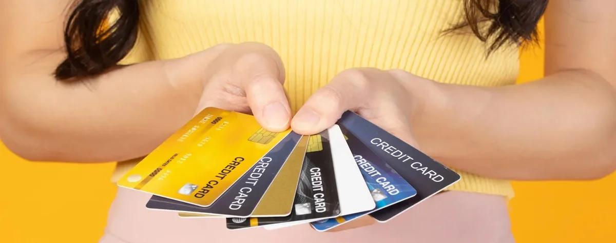 چطور از  کارت بانکی در خارج از کشور استفاده کنیم ؟